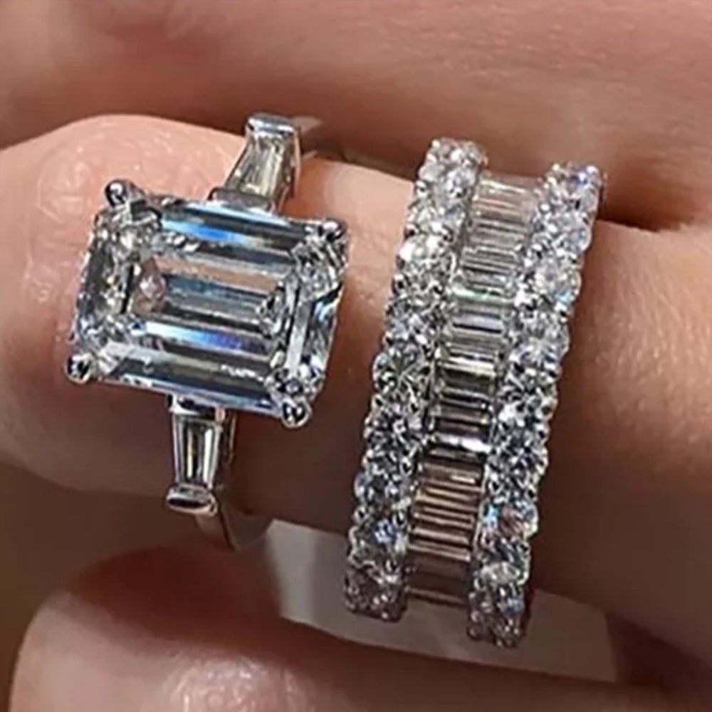 ENGAGEMENT FASHION WEDDING RING IN SILVER COLOR